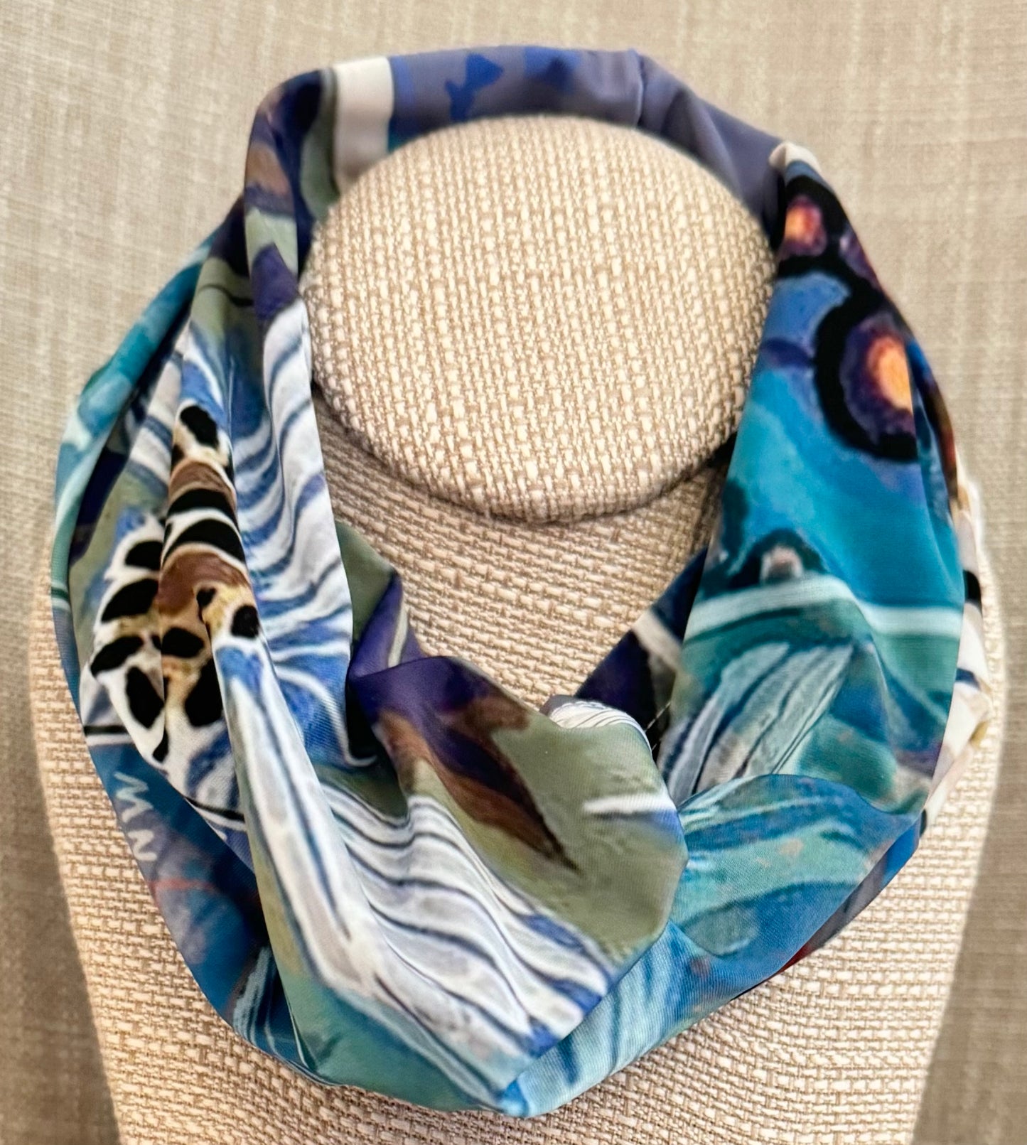 Heartfully, an infinity scarf